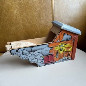 Thomas & Friends - Wooden Mining Tunnel
